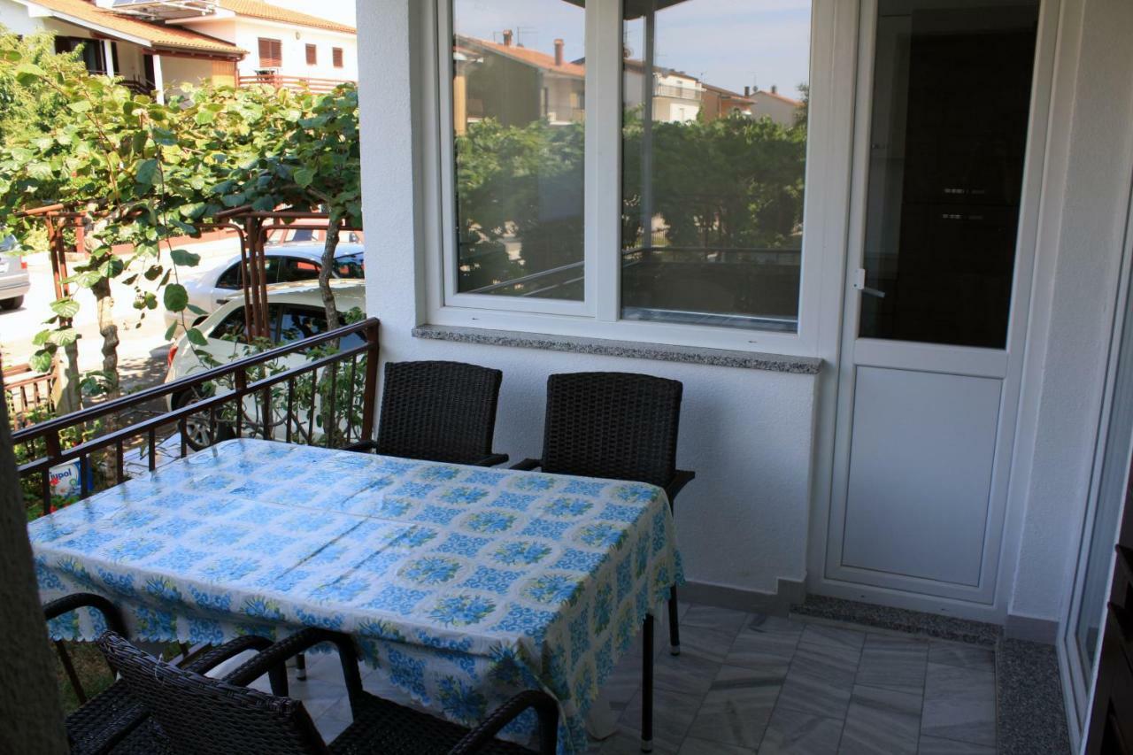 Apartment Vera Umago Exterior foto